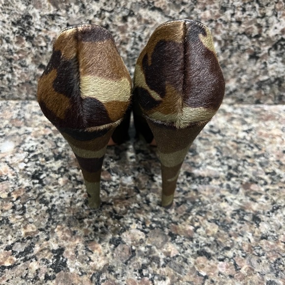 Authentic Prada Camouflage Platforms - Picture 2 of 7